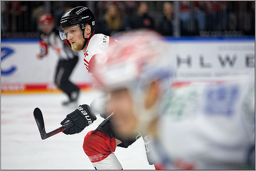 PENNY DEL; Koelner Haie- Schwenninger Wild Wings; Koeln, 18.01.2023